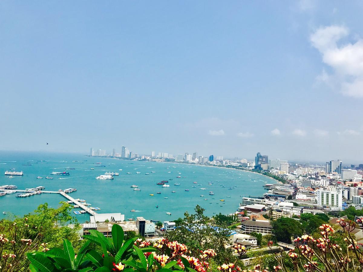 The Cliff Condominium 芭達亞 外观 照片