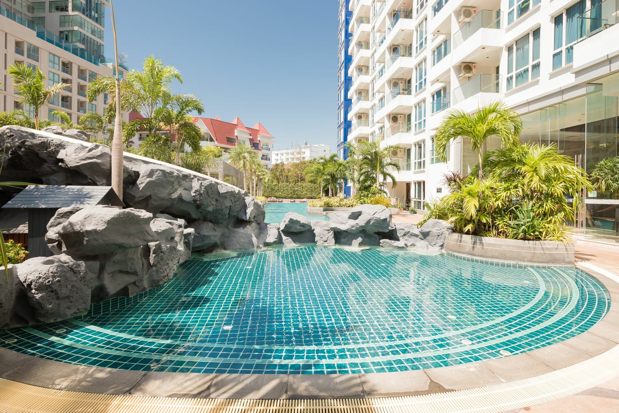 The Cliff Condominium 芭達亞 外观 照片